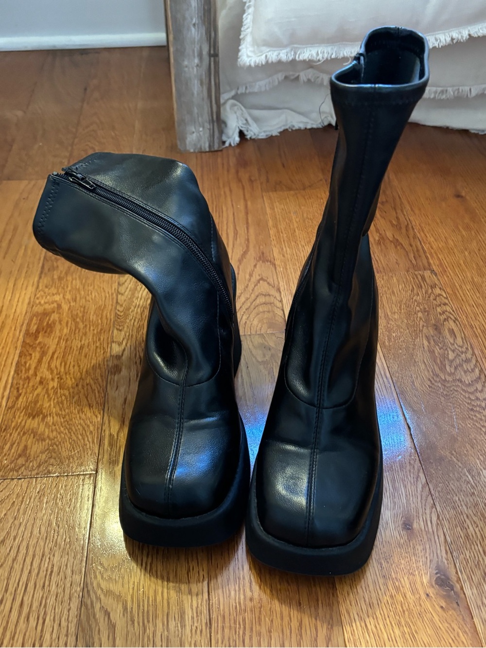 Steve Madden Black Square-Toe Mid-Calf Heeled Boots
